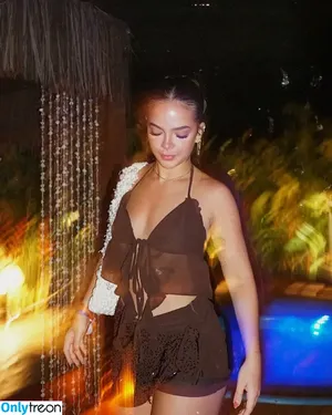 Mel Maia / Dezoitou / mel.maia / melissamelmaia nude photo #0535
