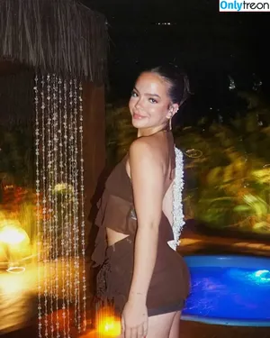 Mel Maia / Dezoitou / mel.maia / melissamelmaia nude photo #0536