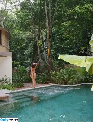 Mel Maia / Dezoitou / mel.maia / melissamelmaia nude photo #0965