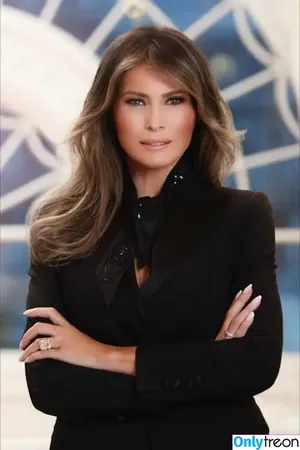 Melania Trump / melaniatrump nude photo #0044