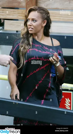 Melanie Brown / melanierikita / officialmelb nude photo #0502