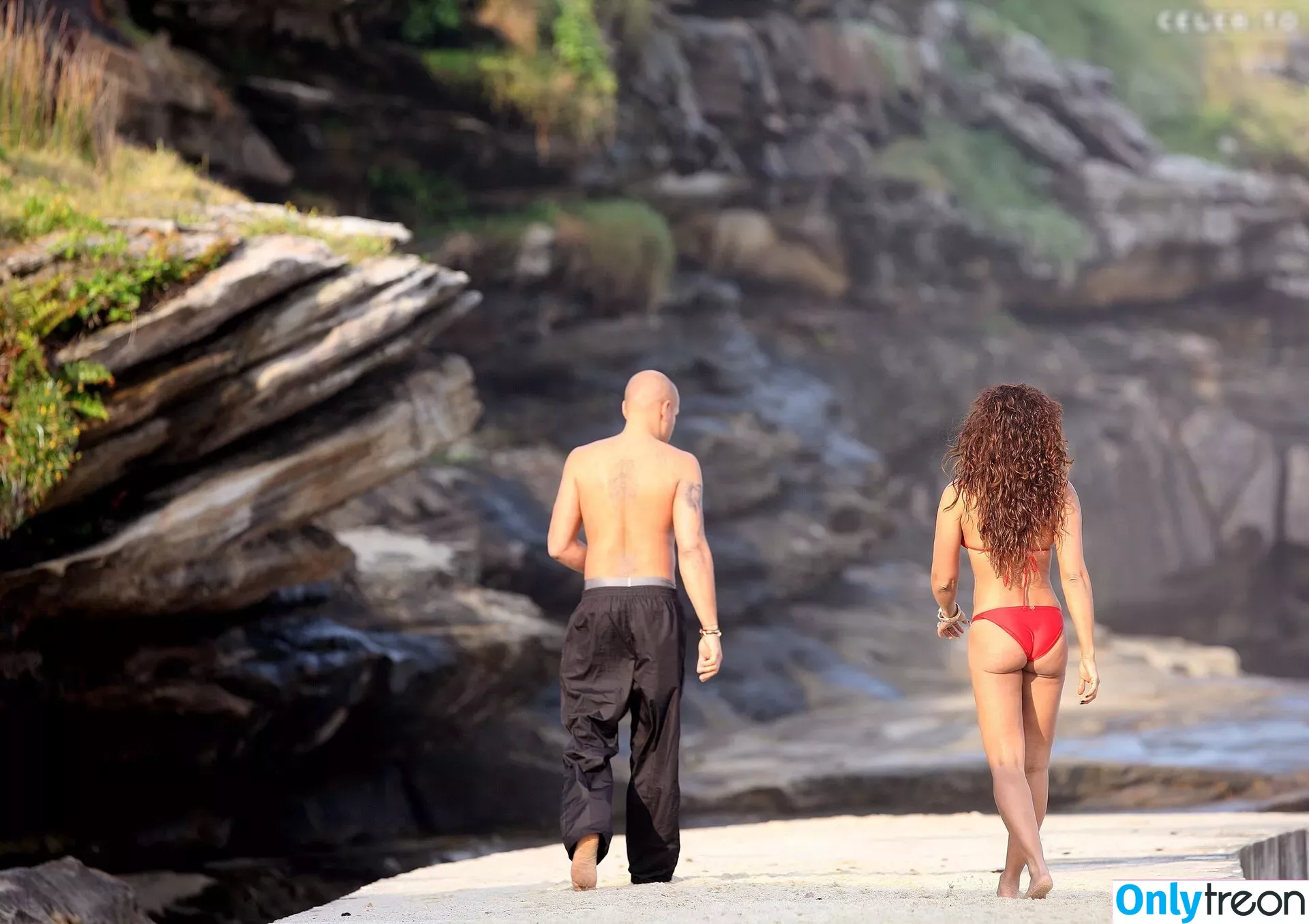 Melanie Brown nude photo #0135 (melanierikita / officialmelb)