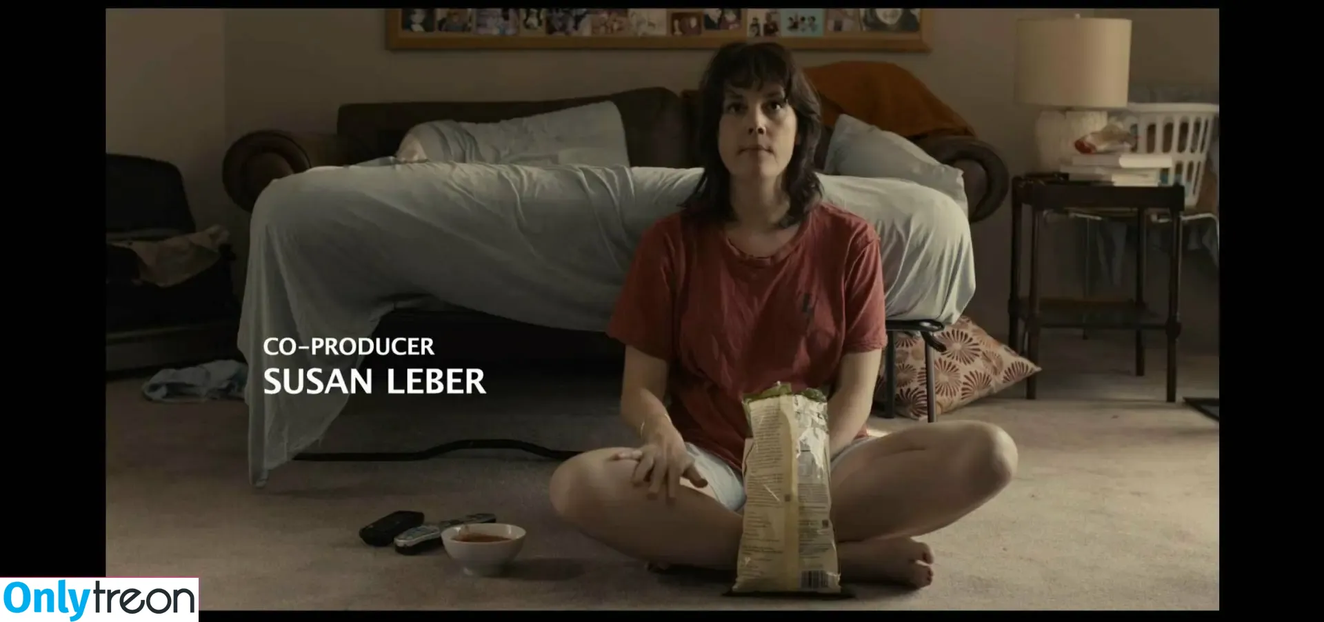 Melanie Lynskey nude photo #0068 (msmelanielynskey)