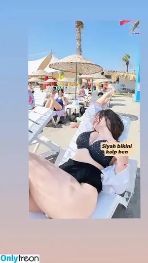 Melekwhoo / Meleccoo / Melekyiiiit / barbiemelek nude photo #0062