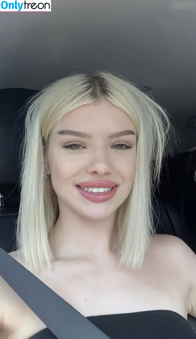 Melina Celine nude photo #0057 (German influencer / melinaceline)