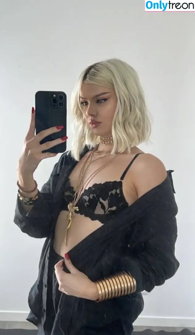 Melina Celine nude photo #0070 (German influencer / melinaceline)