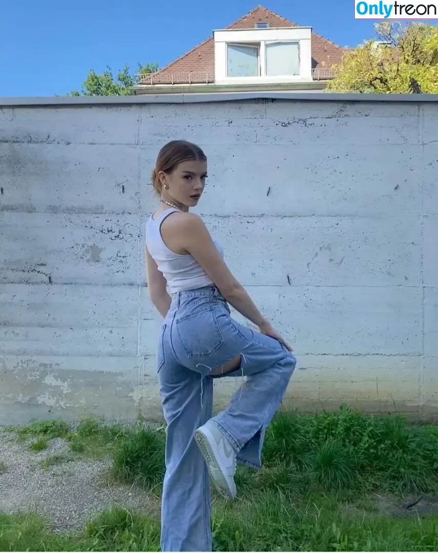 Melina Celine nude photo #0108 (German influencer / melinaceline)