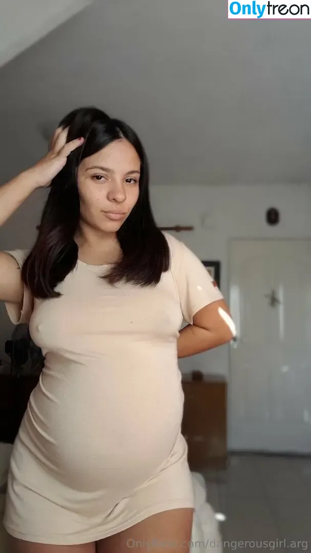 Melina Latorre nude photo #0003 (Mel Latorre / melpregnantwoman)