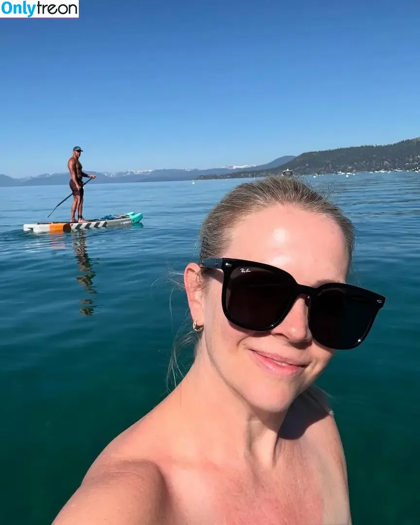 Melissa Joan Hart nude photo #0156 (melissajoanhart)