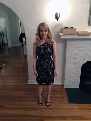 Melissa Rauch / Bernadette from Big Bang Theory / melissarauch nude photo #0049