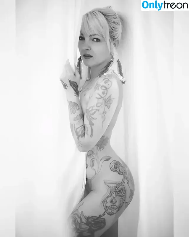_melodie_mouse_ nude photo #0050 (_melodie_mouse_)