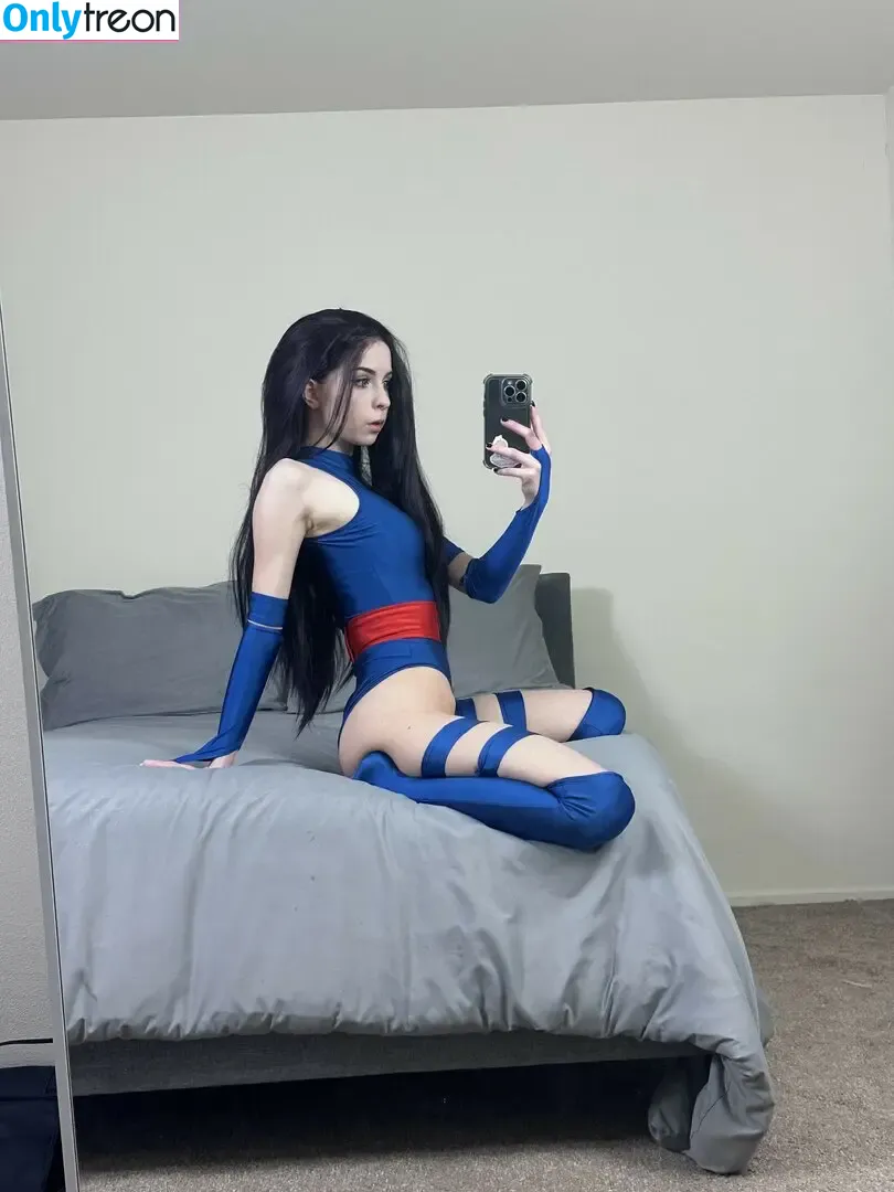 Melondoki nude photo #0309 (meloncali / melondokii)