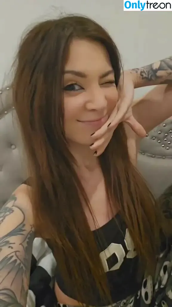MelonieMac nude photo #0382 (MelonieMac)