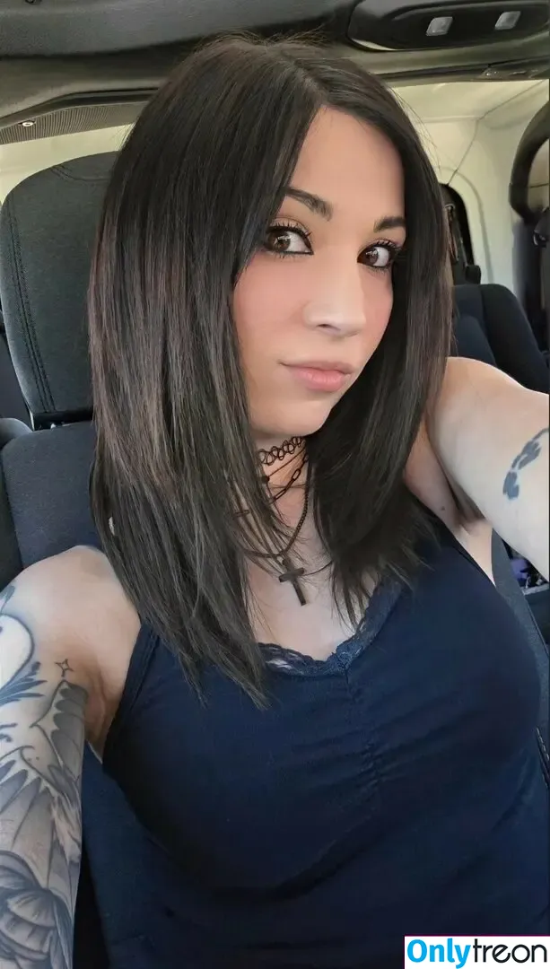 MelonieMac nude photo #0385 (MelonieMac)