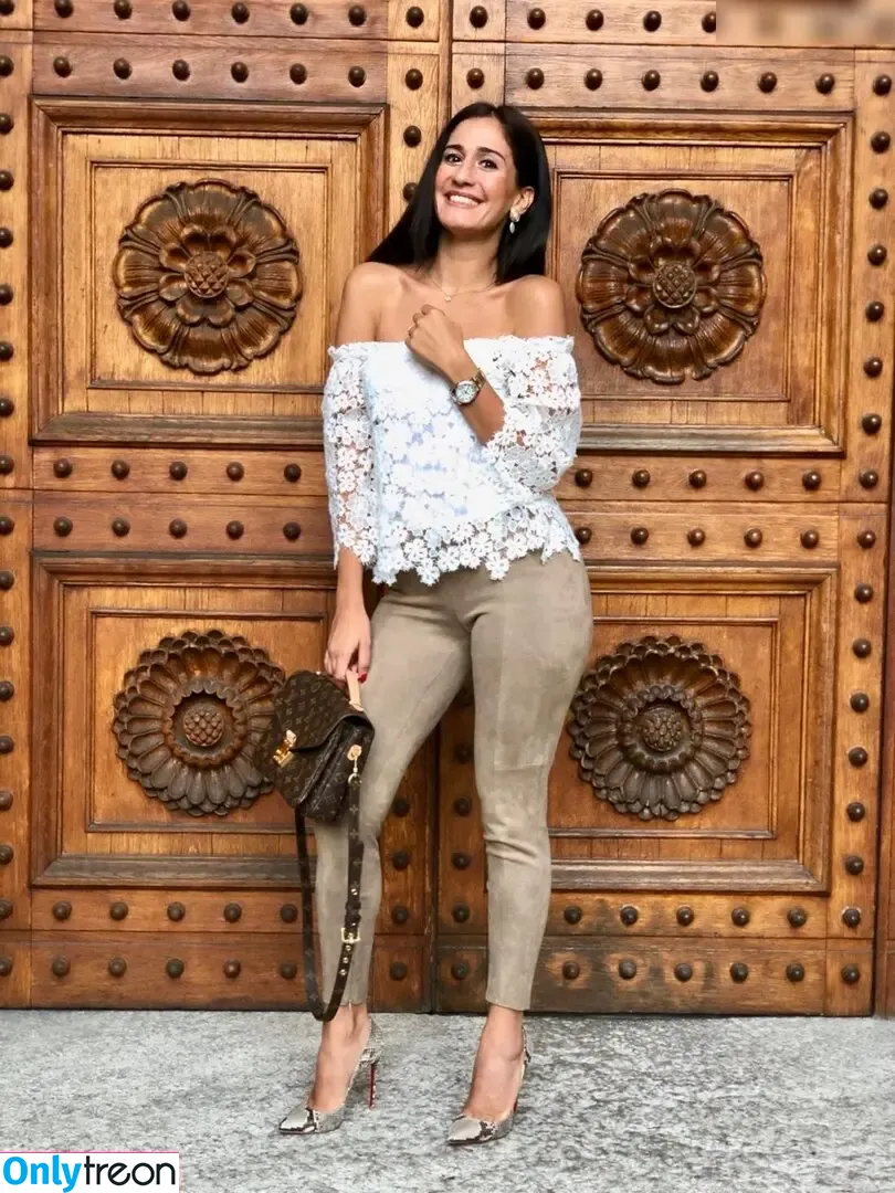 meltem_mrz nude photo #0007 (meltem_mrz)