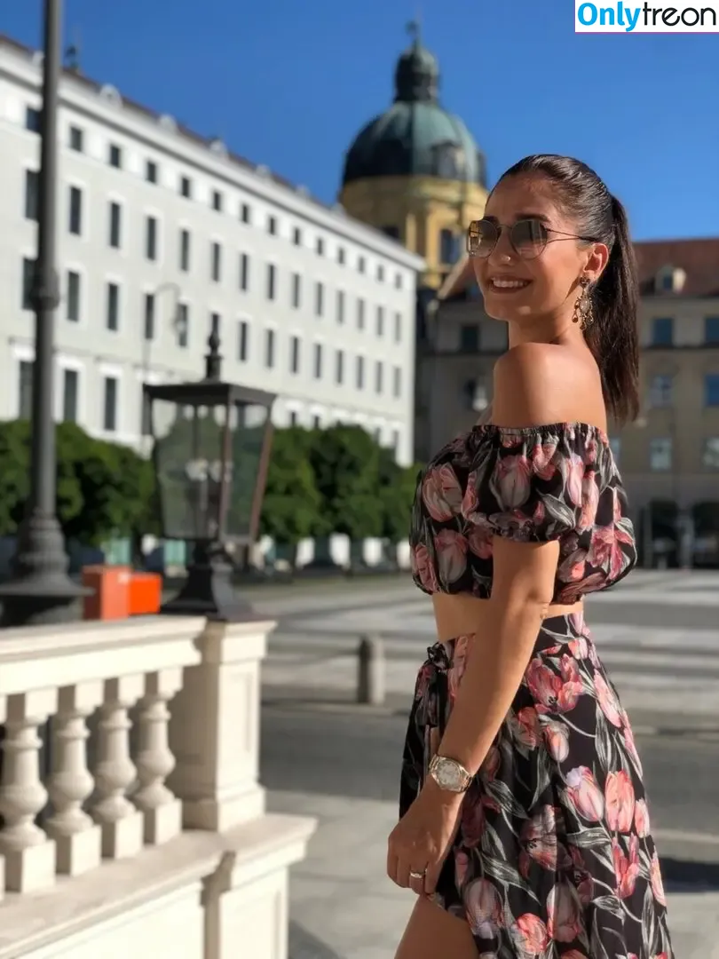 meltem_mrz nude photo #0009 (meltem_mrz)