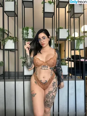 melthoney / melthoneyy nude photo #0023