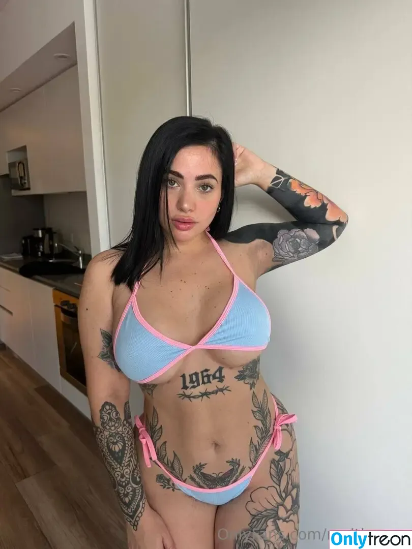 melthoney nude photo #0036 (melthoneyy)