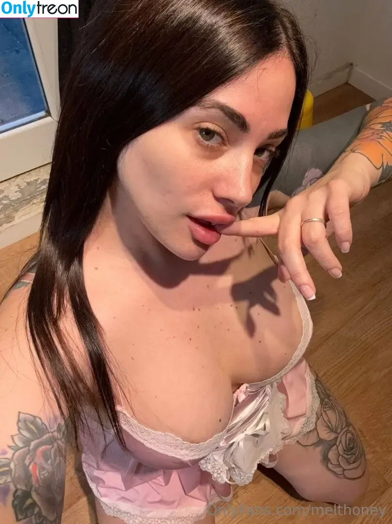 melthoney nude photo #0056 (melthoneyy)