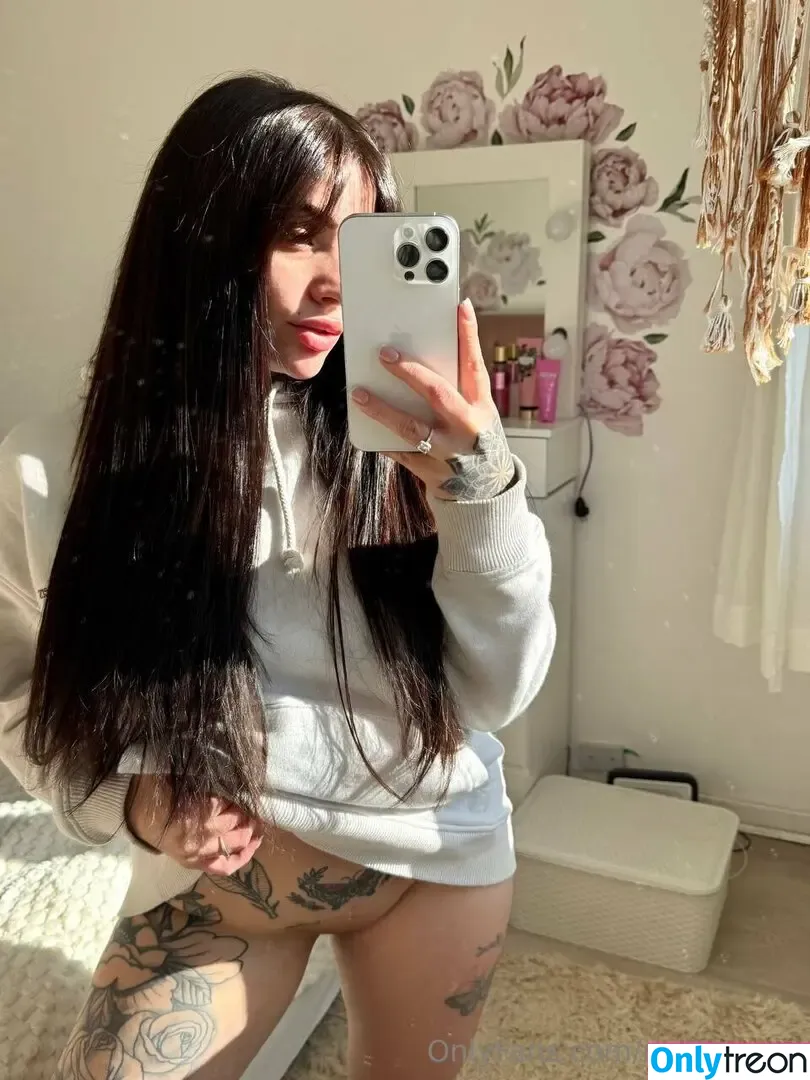 melthoney nude photo #0061 (melthoneyy)