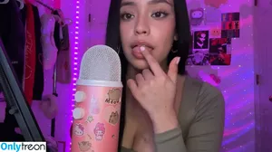 Mely's ASMR / iamxmely / melysasmr nude photo #0003