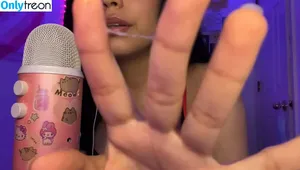 Mely's ASMR / iamxmely / melysasmr nude photo #0008