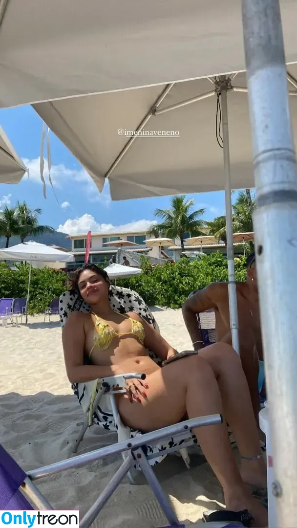 Menina Veneno nude photo #0011 (imeninaveneno)