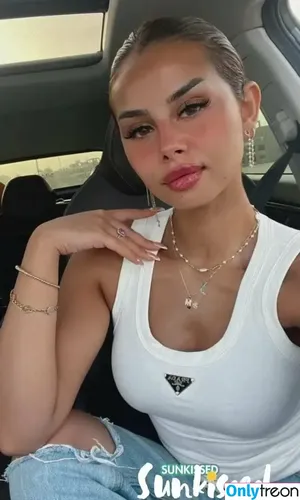 Menna Arafa / mennarafaofficial nude photo #0004