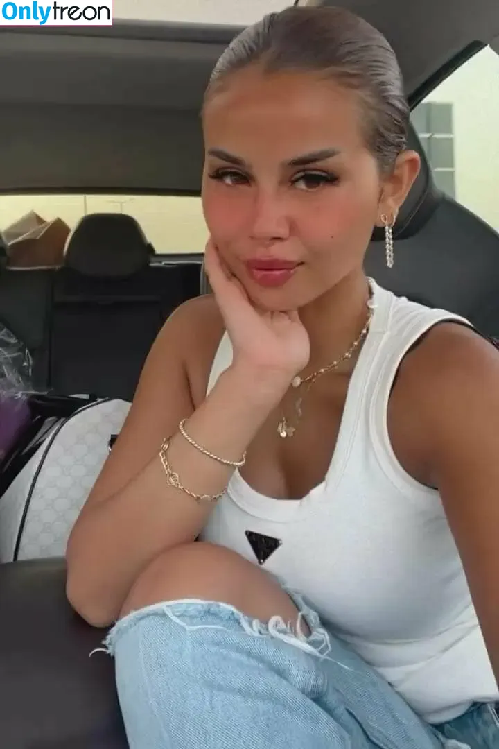 Menna Arafa nude photo #0003 (mennarafaofficial)