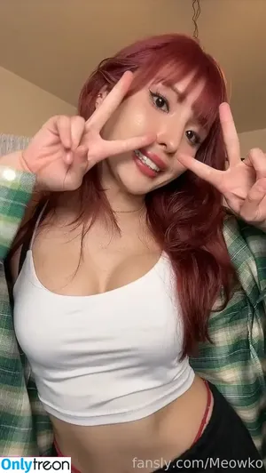 Meowko / meowkolol nude photo #2687
