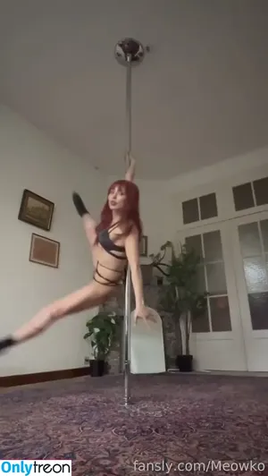 Meowko / meowkolol nude photo #3021