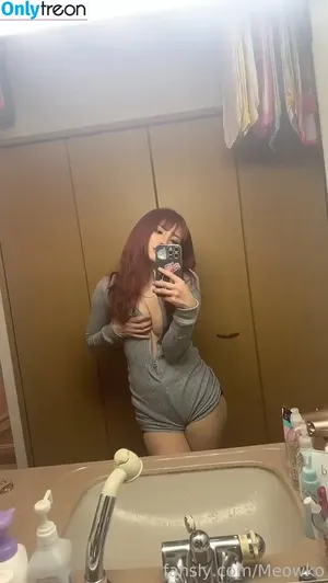 Meowko / meowkolol nude photo #3242