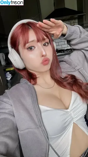 Meowko / meowkolol nude photo #3310