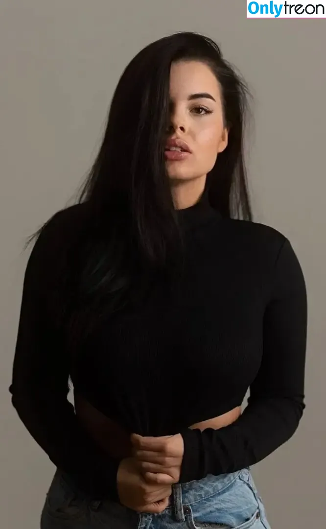 Mercedesenora nude photo #0001 (Mercedesenora)