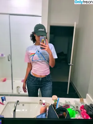 Mercoffdaperc / reganxjeanne nude photo #0050