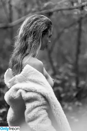 Merel Van Der Wouden / merelvanderwouden nude photo #0009
