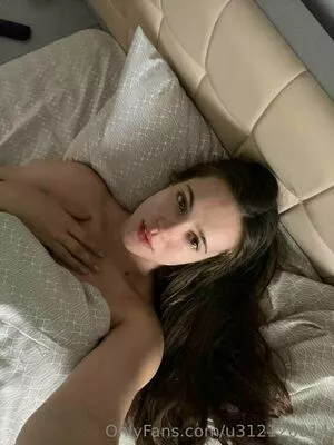 meridianaua / meridiana.ua nude photo #0002
