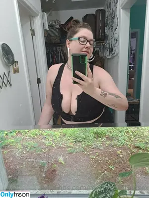  nude photo #0004