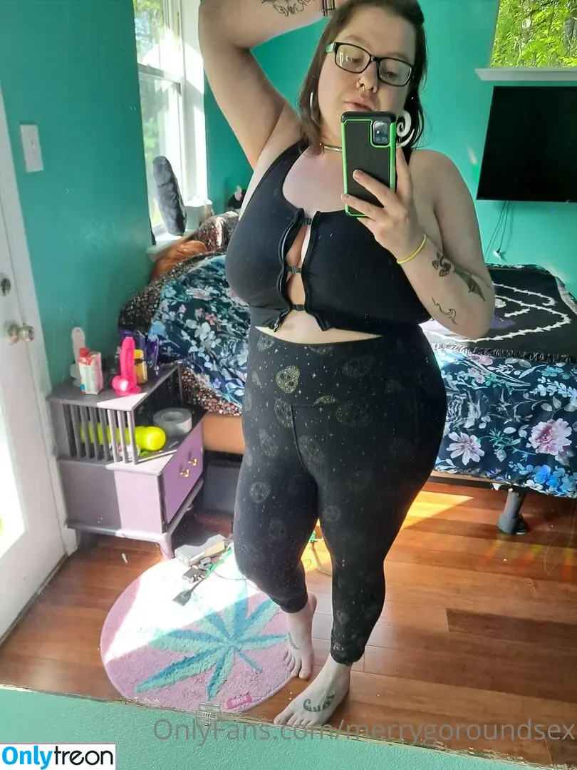 merrygoroundsex nude photo #0010 (merrygoroundsex)