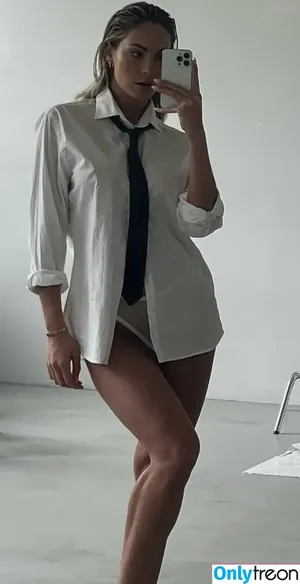  nude photo #0001
