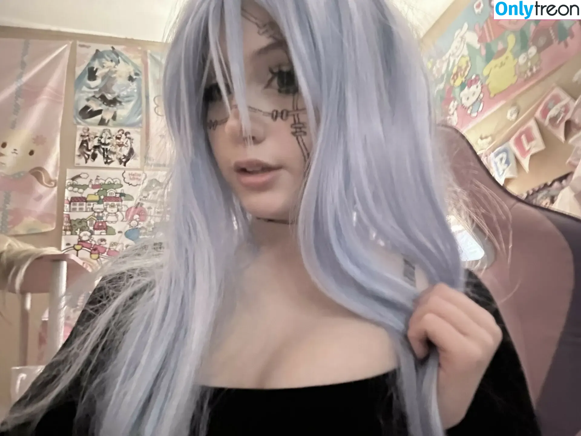 mewingava nude photo #0011 (mewava / mewmewava)