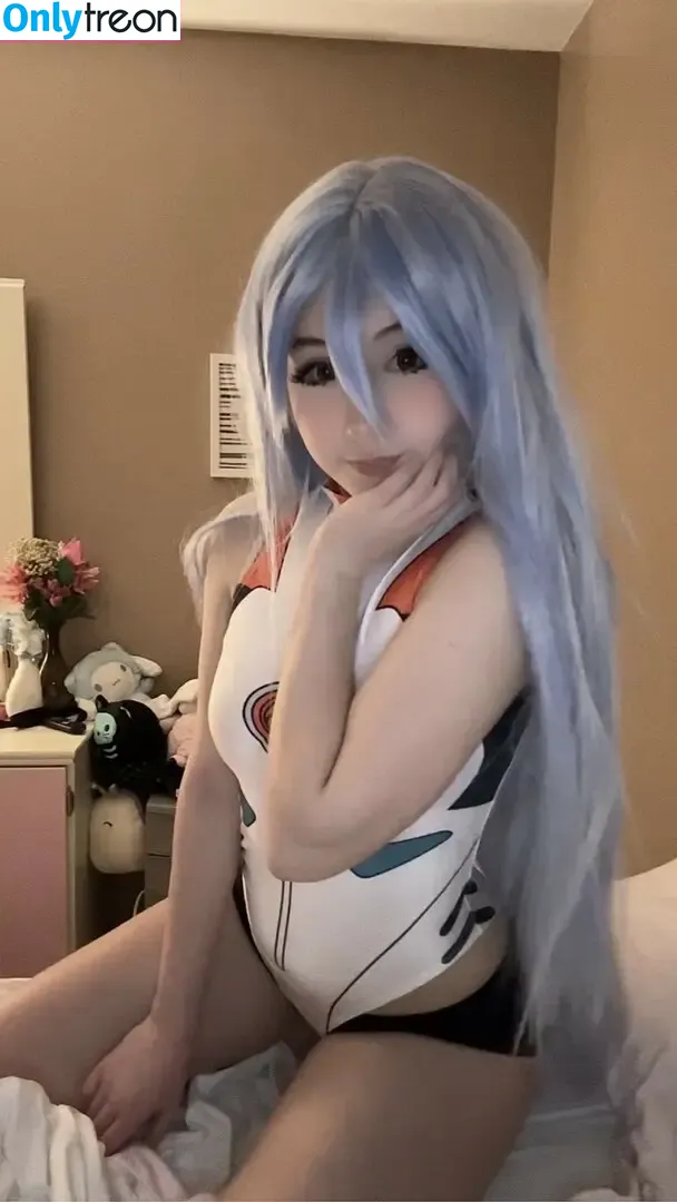 mewingava nude photo #0023 (mewava / mewmewava)