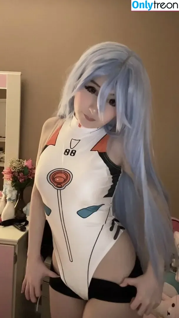 mewingava nude photo #0026 (mewava / mewmewava)