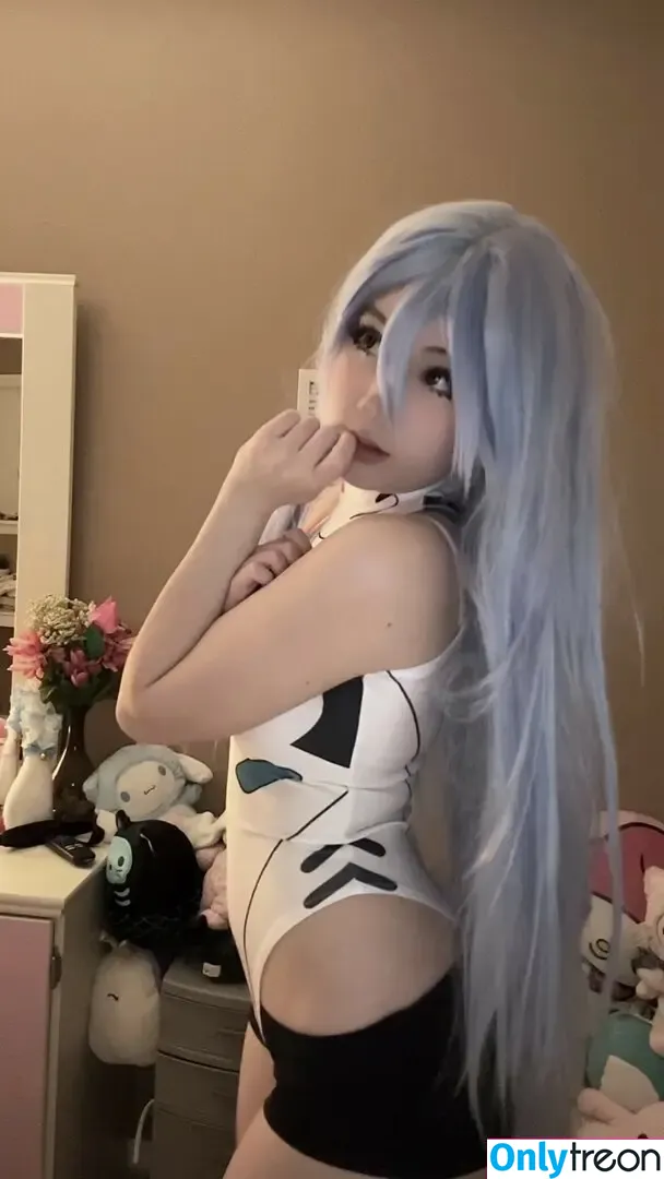 mewingava nude photo #0028 (mewava / mewmewava)