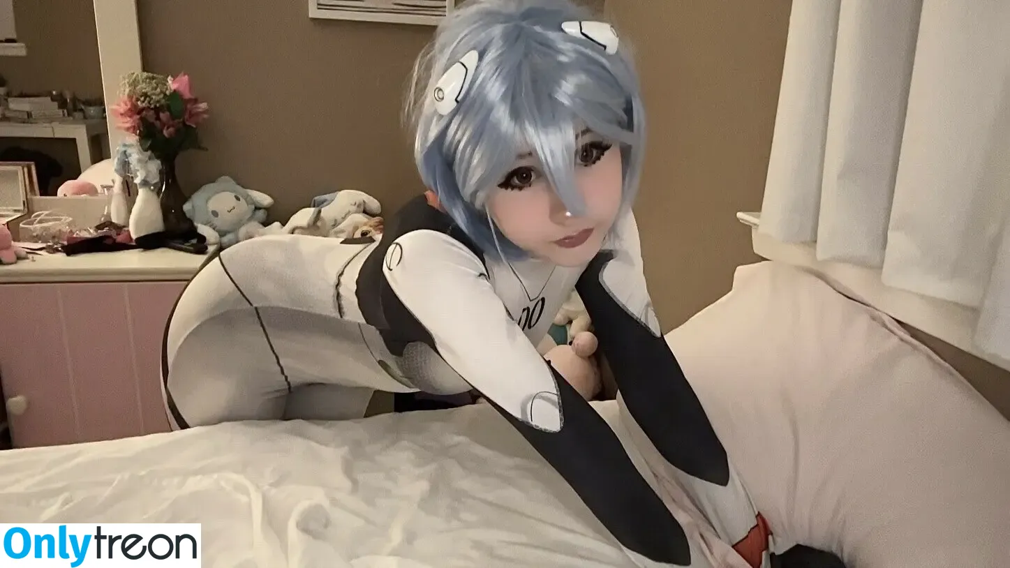 mewingava nude photo #0099 (mewava / mewmewava)