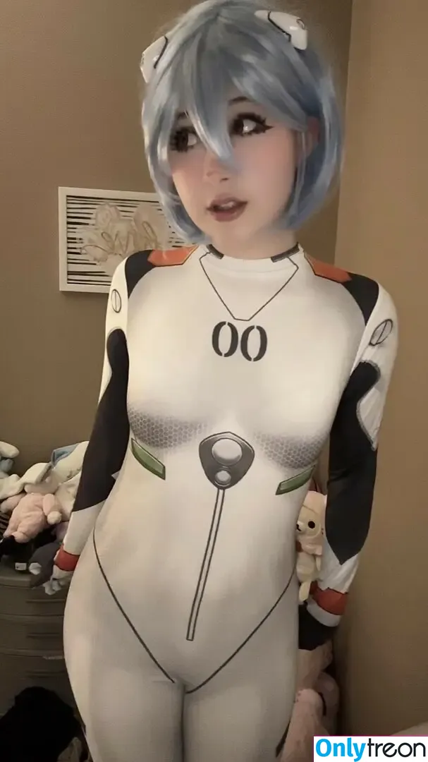 mewingava nude photo #0104 (mewava / mewmewava)