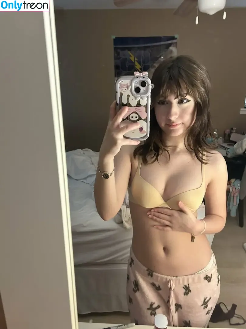 mewingava nude photo #0133 (mewava / mewmewava)