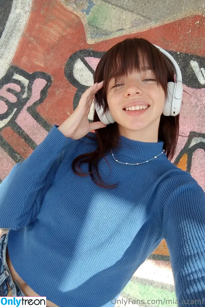 mia.azami nude photo #0026 (mia.azamii / mia_azami)