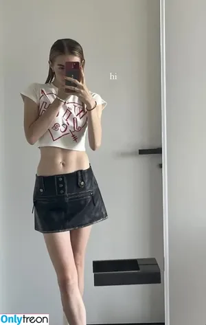  nude photo #0003