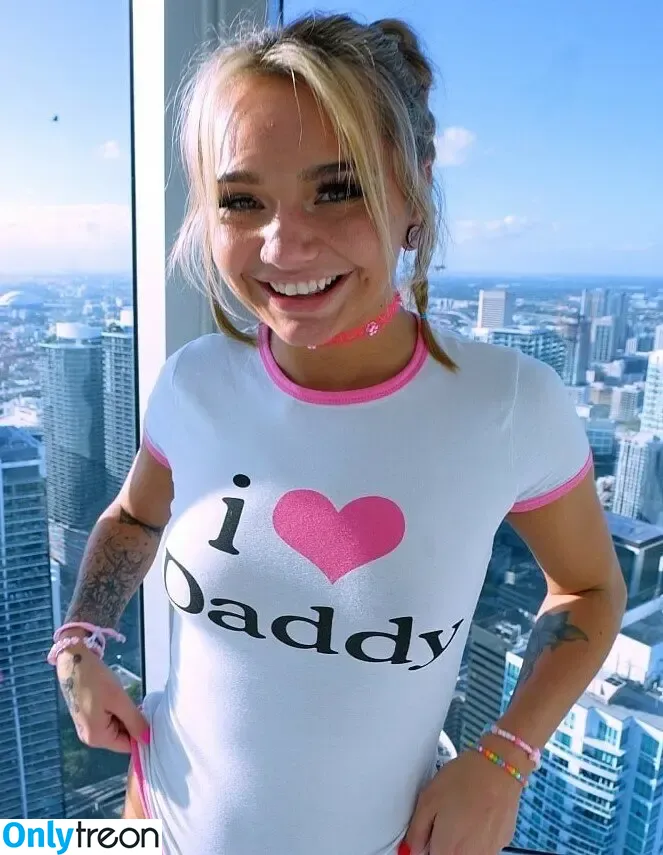 Mia Kay nude photo #0506 (mia.kay / miakay_thebrat)
